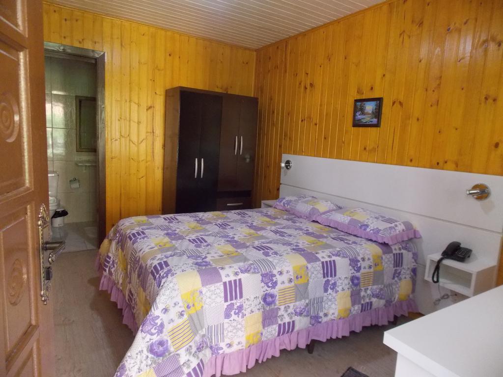 Pousada Villa Fiorita Canela Oda fotoğraf
